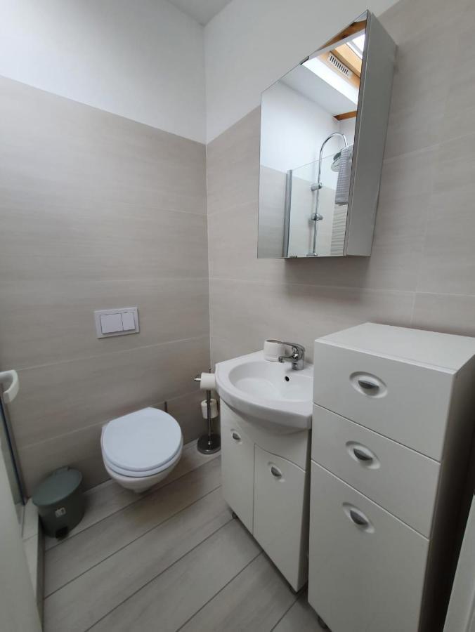 Aparthotel Arena Cluj-Napoca Esterno foto