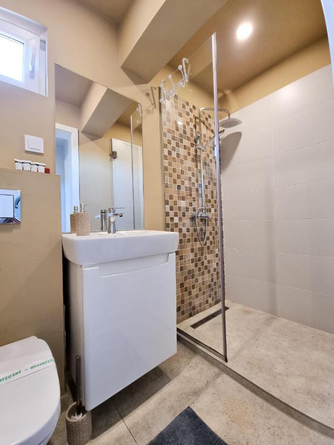 Aparthotel Arena Cluj-Napoca Esterno foto