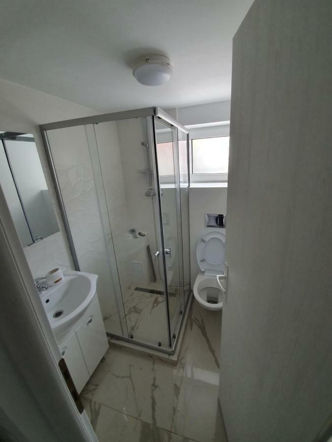 Aparthotel Arena Cluj-Napoca Esterno foto